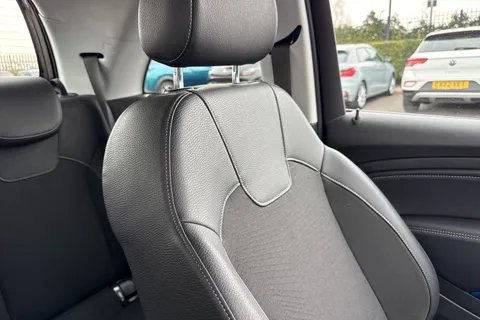 PK69NLG Vauxhall Adam 1.2i ENERGISED Euro 6 3dr Thumbnail #53