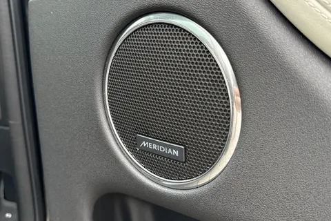 KM74OSZ Land Rover Discovery Sport 2.0 D200 Dynamic HSE 5dr Thumbnail #26