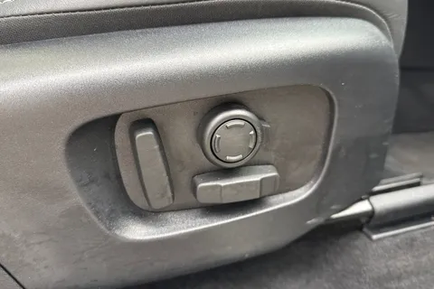 KM74OSZ Land Rover Discovery Sport 2.0 D200 Dynamic HSE 5dr Thumbnail #35