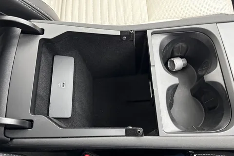 KM74OSZ Land Rover Discovery Sport 2.0 D200 Dynamic HSE 5dr Thumbnail #52