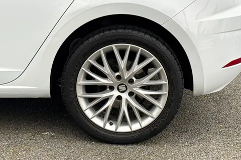 14 of 50 for SEAT Leon 1.5 TSI EVO SE Dynamic Euro 6 (s/s) 5dr