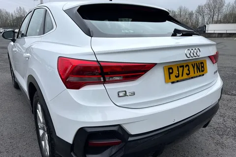 PJ73YNB Audi Q3 Sport 35 TFSI 150 PS 6-speed Thumbnail #8