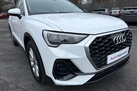 PJ73YNB Audi Q3 Sport 35 TFSI 150 PS 6-speed Thumbnail #9