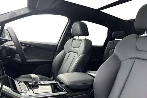  Audi Q7 3.0 TDI V6 Black Edition SUV 5dr Diesel Tiptronic quattro Euro 6 (s/s) (231 ps) Thumbnail #15