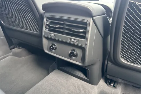  Audi Q7 3.0 TDI V6 Black Edition SUV 5dr Diesel Tiptronic quattro Euro 6 (s/s) (231 ps) Thumbnail #37