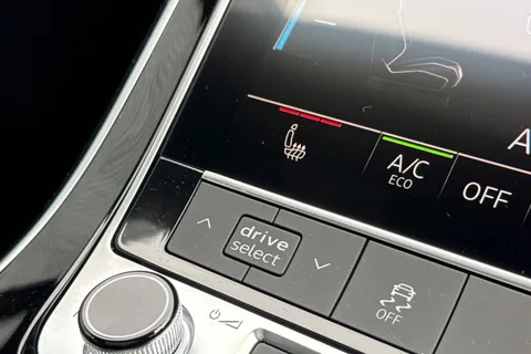  Audi Q7 3.0 TDI V6 Black Edition SUV 5dr Diesel Tiptronic quattro Euro 6 (s/s) (231 ps) Thumbnail #55