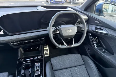  Audi Q6 E-Tron 83kWh S line Sportback Auto 5dr Thumbnail #17