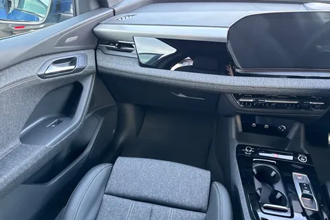  Audi Q6 E-Tron 83kWh S line Sportback Auto 5dr Thumbnail #19