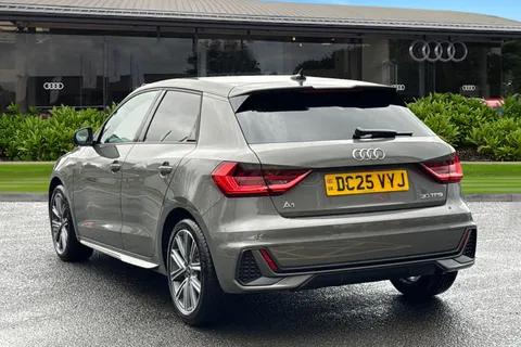 DC25VYJ Audi A1 S line 30 TFSI 116 PS S tronic Thumbnail #3