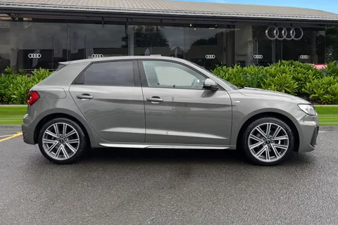 DC25VYJ Audi A1 S line 30 TFSI 116 PS S tronic Thumbnail #4