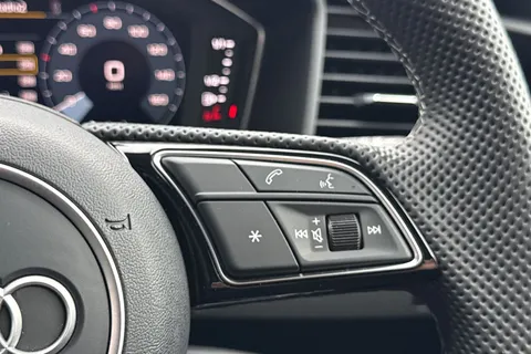 DC25VYJ Audi A1 S line 30 TFSI 116 PS S tronic Thumbnail #46