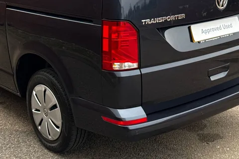 BN74VEF Volkswagen Transporter 2.0 TDI 110 Startline Business Kombi Van 6 Seats Thumbnail #8