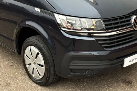 BN74VEF Volkswagen Transporter 2.0 TDI 110 Startline Business Kombi Van 6 Seats Thumbnail #9