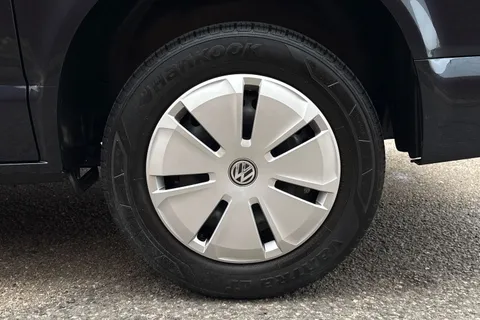 BN74VEF Volkswagen Transporter 2.0 TDI 110 Startline Business Kombi Van 6 Seats Thumbnail #13
