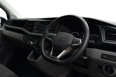 BN74VEF Volkswagen Transporter 2.0 TDI 110 Startline Business Kombi Van 6 Seats Thumbnail #14