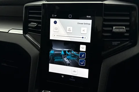 KY23ZKL Volkswagen Amarok D/Cab Pick Up Life 2.0 TDI 170 4MOTION Thumbnail #22