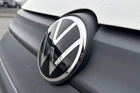 DA25EVF Volkswagen Caddy Maxi 2.0 TDI 102PS Commerce Van [Business/Tech Pack] Thumbnail #30