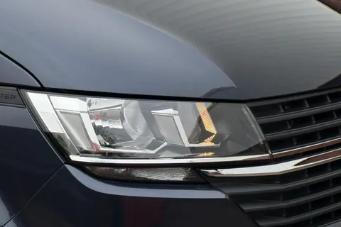 BN74VEF Volkswagen Transporter 2.0 TDI 110 Startline Business Kombi Van 6 Seats Thumbnail #28