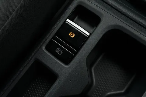 DA25EVF Volkswagen Caddy Maxi 2.0 TDI 102PS Commerce Van [Business/Tech Pack] Thumbnail #34