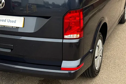 BN74VEF Volkswagen Transporter 2.0 TDI 110 Startline Business Kombi Van 6 Seats Thumbnail #35
