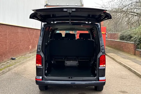 BN74VEF Volkswagen Transporter 2.0 TDI 110 Startline Business Kombi Van 6 Seats Thumbnail #37