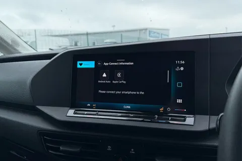 DA25EVF Volkswagen Caddy Maxi 2.0 TDI 102PS Commerce Van [Business/Tech Pack] Thumbnail #47