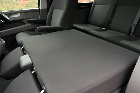 BN74VEF Volkswagen Transporter 2.0 TDI 110 Startline Business Kombi Van 6 Seats Thumbnail #48