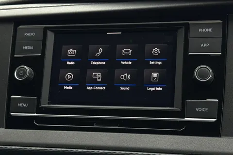 BN74VEF Volkswagen Transporter 2.0 TDI 110 Startline Business Kombi Van 6 Seats Thumbnail #55