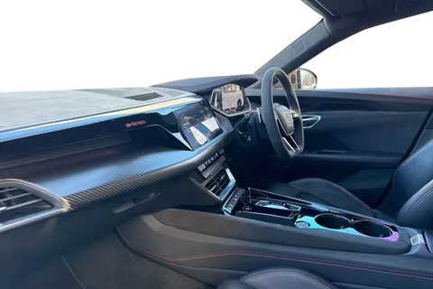 FM72KLO Audi RS e-tron GT Carbon Vorsprung   440,00 kW Thumbnail #10