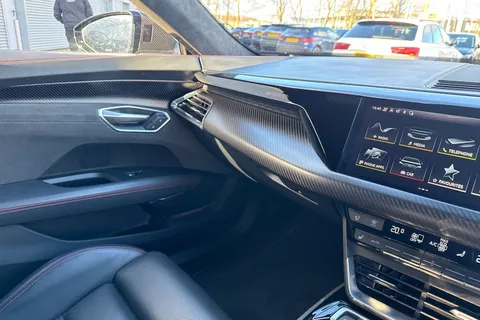 FM72KLO Audi RS e-tron GT Carbon Vorsprung   440,00 kW Thumbnail #16