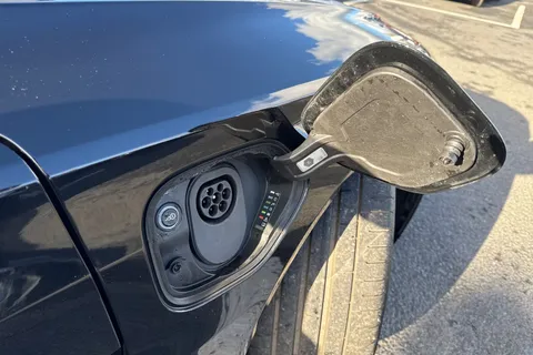 FM72KLO Audi RS e-tron GT Carbon Vorsprung   440,00 kW Thumbnail #28