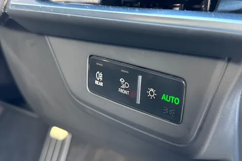 FM72KLO Audi RS e-tron GT Carbon Vorsprung   440,00 kW Thumbnail #47