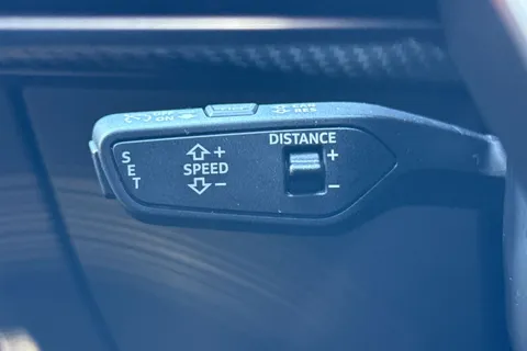 FM72KLO Audi RS e-tron GT Carbon Vorsprung   440,00 kW Thumbnail #61