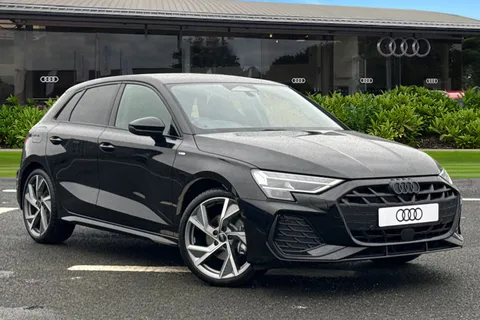 Audi A3 2.0 TDI Black Edition Sportback S Tronic Euro 6 (s/s) 5dr Thumbnail #2