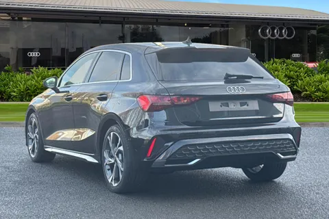 2 of 60 for Audi A3 2.0 TDI S line Sportback S Tronic Euro 6 (s/s) 5dr