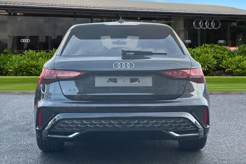 4 of 60 for Audi A3 2.0 TDI S line Sportback S Tronic Euro 6 (s/s) 5dr