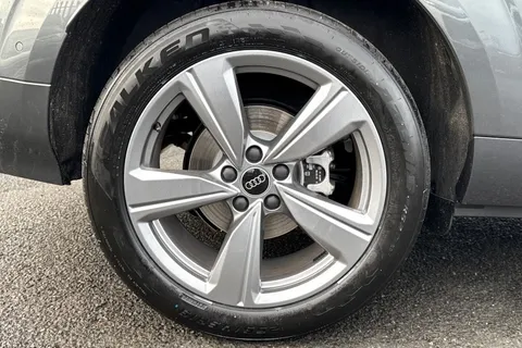 Audi Q3 2.0 TFSI S line Sportback S Tronic quattro Euro 6 (s/s) 5dr Thumbnail #13