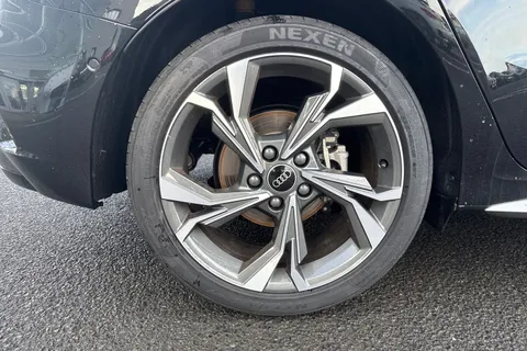 11 of 60 for Audi A3 2.0 TDI S line Sportback S Tronic Euro 6 (s/s) 5dr