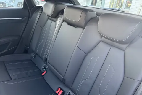 18 of 60 for Audi A3 2.0 TDI S line Sportback S Tronic Euro 6 (s/s) 5dr