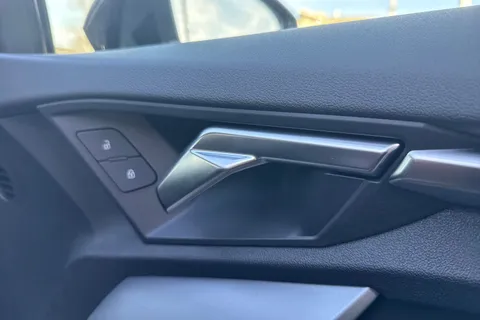 20 of 60 for Audi A3 2.0 TDI S line Sportback S Tronic Euro 6 (s/s) 5dr