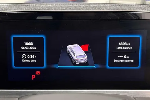 12 of 13 for Volkswagen Passat 1.5 TSI eHybrid 204PS Life 5dr DSG ⭐ sliding panoramic sunroof⭐