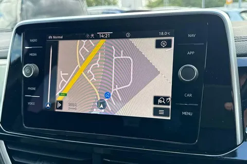 PJ22XBN Volkswagen T-Roc 2.0 TDI 150 EVO R-Line 5dr DSG ⭐1 Year VW Warranty⭐ Thumbnail #13