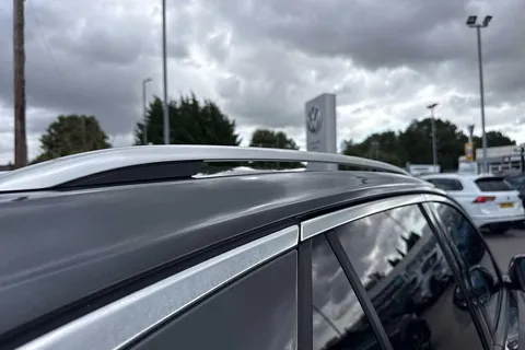 PJ22XBN Volkswagen T-Roc 2.0 TDI 150 EVO R-Line 5dr DSG ⭐1 Year VW Warranty⭐ Thumbnail #28