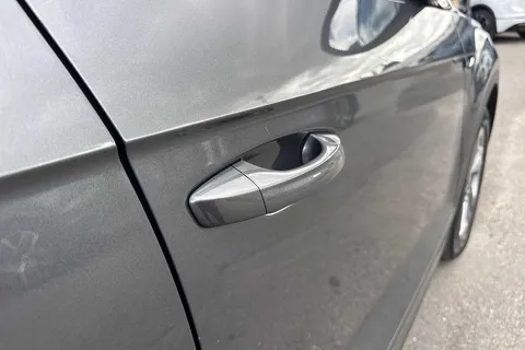 PJ22XBN Volkswagen T-Roc 2.0 TDI 150 EVO R-Line 5dr DSG ⭐1 Year VW Warranty⭐ Thumbnail #29