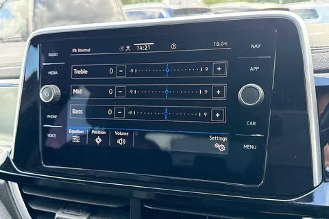 PJ22XBN Volkswagen T-Roc 2.0 TDI 150 EVO R-Line 5dr DSG ⭐1 Year VW Warranty⭐ Thumbnail #58