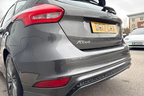 16 of 63 for FORD FOCUS 1.5 TDCi 120 ST-Line 5dr