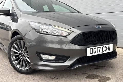 17 of 63 for FORD FOCUS 1.5 TDCi 120 ST-Line 5dr