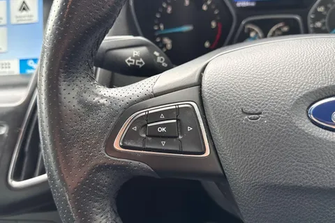 54 of 63 for FORD FOCUS 1.5 TDCi 120 ST-Line 5dr