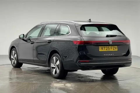 3 of 12 for Volkswagen Passat 1.5 TSI eHybrid Life 5dr DSG**DRIVER ASSIST PACK + INFO PACK**