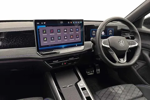 2 of 12 for Volkswagen Passat 1.5 TSI eHybrid 272 R-Line 5dr DSG **INFORTAINMENT PACK, PAN ROOF, DRIVER P